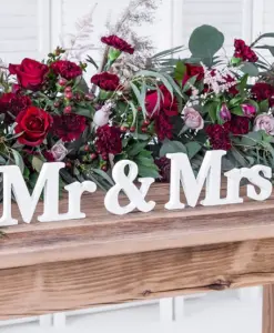Ξύλινη επιγραφή Mr & Mrs