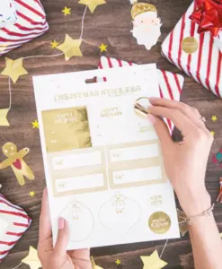 Χριστουγεννιάτικα Αυτοκόλλητα – Μαγεία στις Λεπτομέρειες!